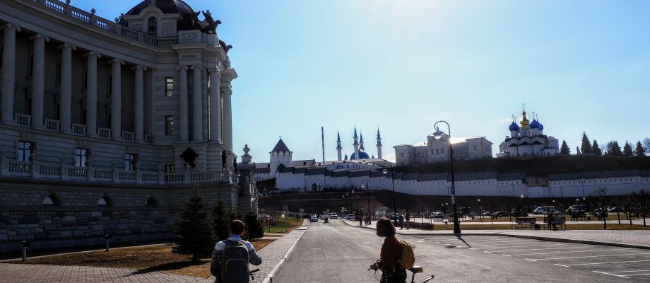 Kazan - Palais des Agriculteurs et Kremlin